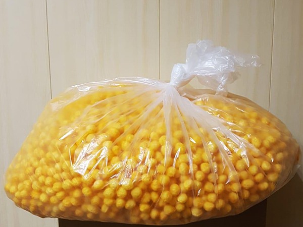 Кукурузные шарики со вкусом сыра в Куровском