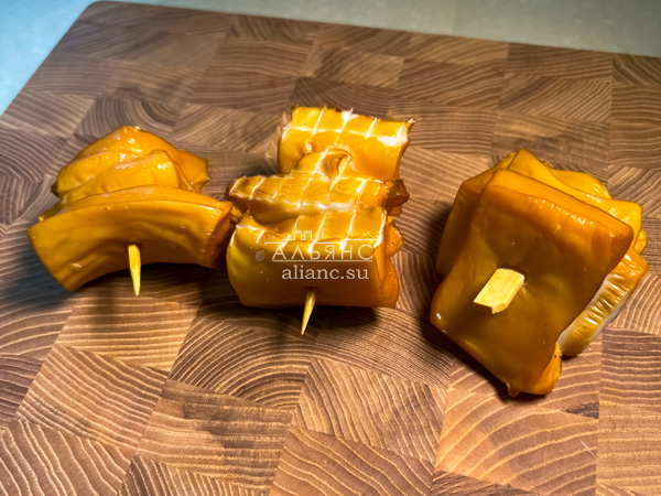 Шашлычок из кальмара х/к в Куровском