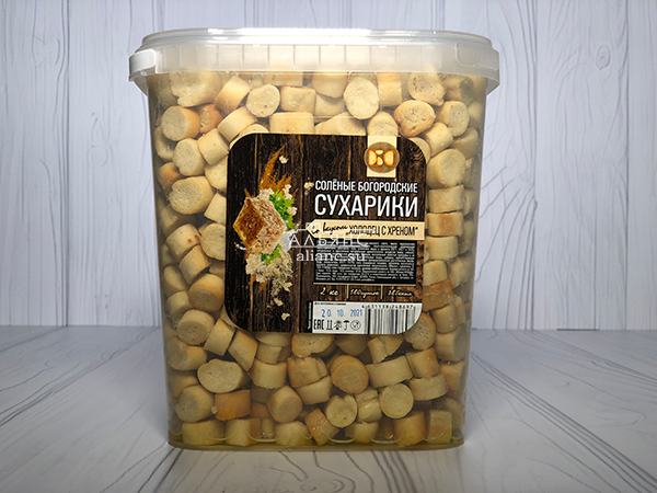 Сухарики с холодцом и хреном в Куровском