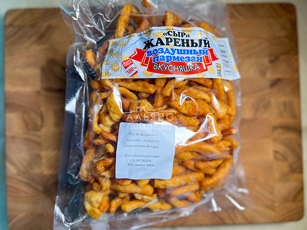 Жареный сыр "ВКУСНЯШКА" со вкусом пармезан (500 гр) в Куровском
