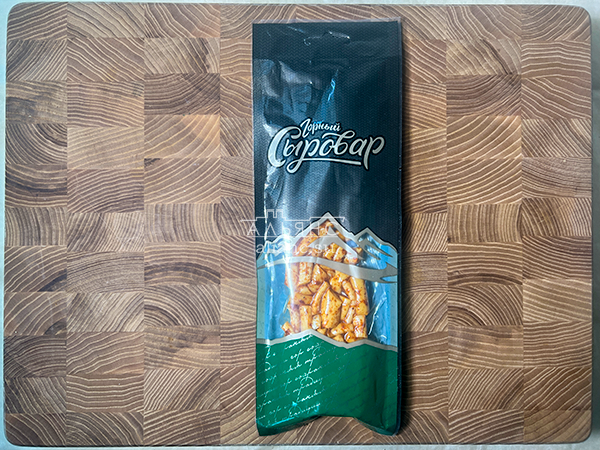 Сыр 60 гр ГОРНЫЙ СЫРОВАР (Бочонок копчёный с аджикой) в Куровском