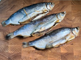 Кальмар филе с перцем (хот тейс): Пелядь вяленая крупная потрошеная